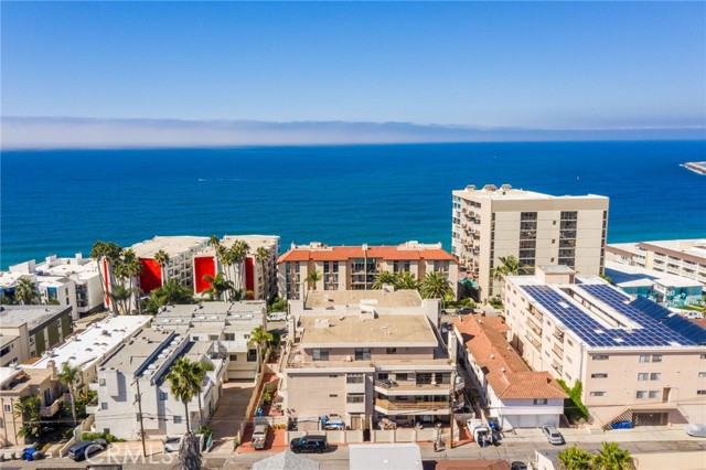 512 Esplanade, Redondo Beach, California 90277, 2 Bedrooms Bedrooms, ,2 BathroomsBathrooms,Residential,Sold,Esplanade,SB23191083