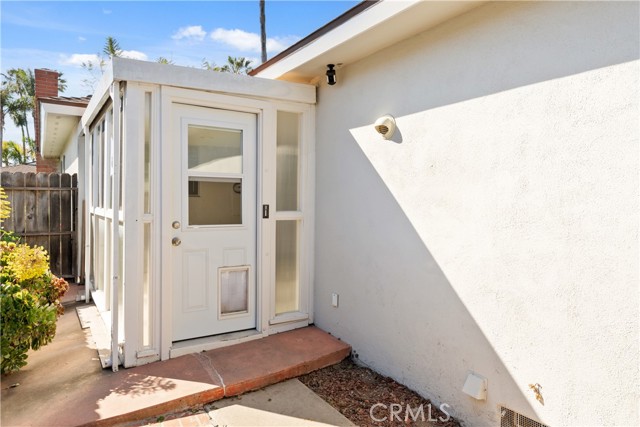 Detail Gallery Image 17 of 20 For 21135 Freeport, Huntington Beach,  CA 92646 - 2 Beds | 1 Baths