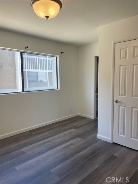 Detail Gallery Image 5 of 10 For 380 W Wilson #E106,  Costa Mesa,  CA 92627 - 3 Beds | 3 Baths