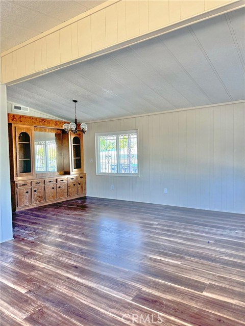 Detail Gallery Image 5 of 18 For 25229 Howard Dr, Hemet,  CA 92544 - 2 Beds | 2 Baths