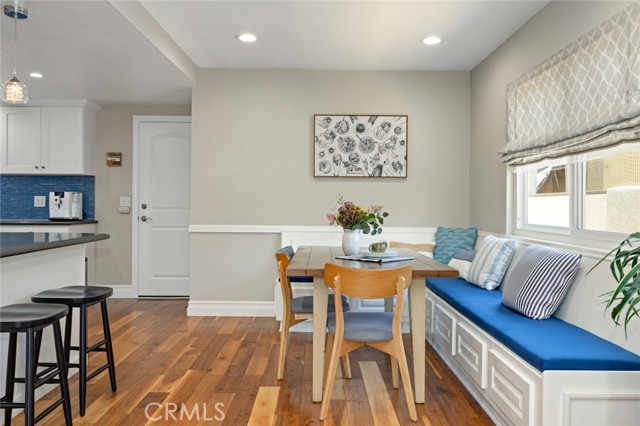 Detail Gallery Image 14 of 42 For 2211 Farrell Ave #B,  Redondo Beach,  CA 90278 - 3 Beds | 2/1 Baths
