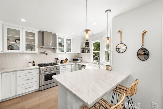 Detail Gallery Image 12 of 35 For 12628 Newport Ave, Tustin,  CA 92780 - 2 Beds | 2/1 Baths