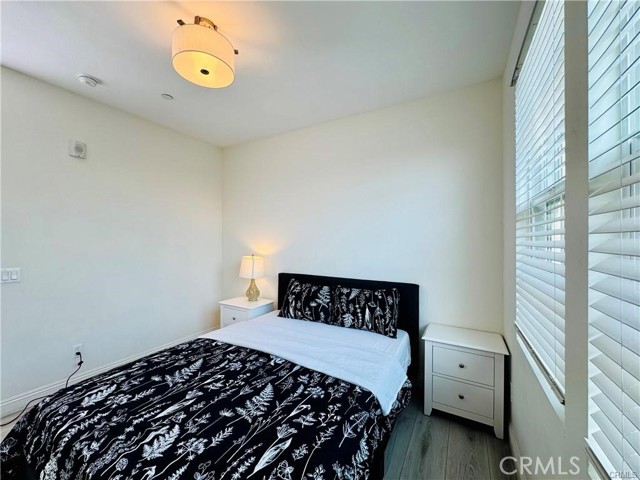 118 N Allen Ave, Pasadena CA: https://media.crmls.org/medias/0be46a1e-ca6d-4723-af37-e34f77485424.jpg