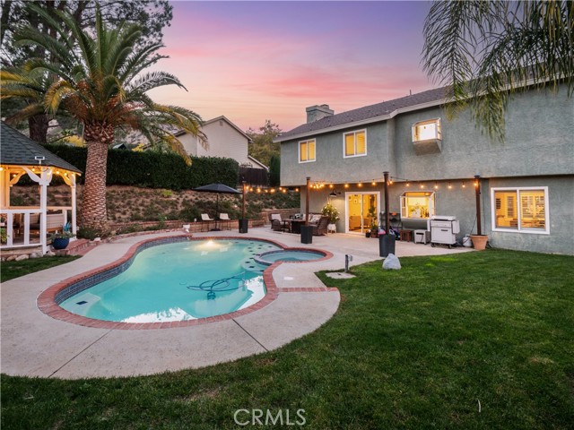 Detail Gallery Image 21 of 27 For 28316 Royal Dr, Castaic,  CA 91384 - 3 Beds | 2/1 Baths