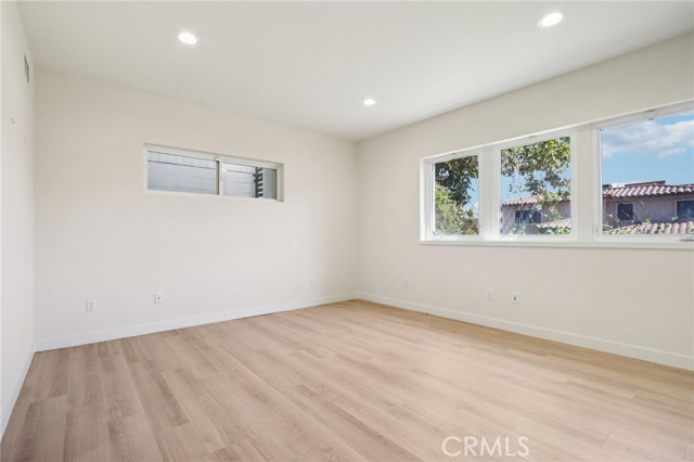 Detail Gallery Image 36 of 75 For 13424 Contour Dr, Sherman Oaks,  CA 91423 - 3 Beds | 4 Baths
