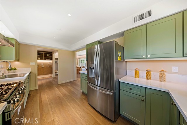 Detail Gallery Image 16 of 32 For 883 E Leadora, Glendora,  CA 91741 - 3 Beds | 3/1 Baths