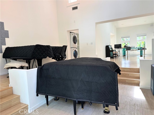 MLS #SR25243594 image #8