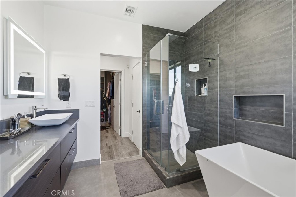 MLS #SB25275108 image #27