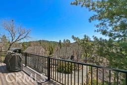 Detail Gallery Image 8 of 71 For 26665 Modoc Ln, Lake Arrowhead,  CA 92352 - 3 Beds | 3/1 Baths