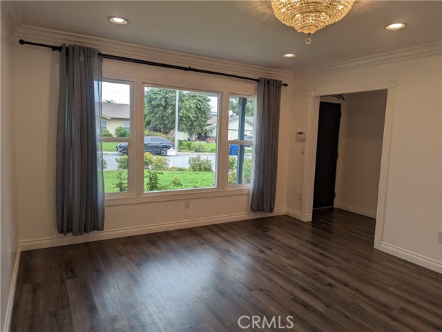 1839 9th Avenue, Monrovia CA: https://media.crmls.org/medias/0be8d289-2af5-4388-a56f-7a82d6d7c97a.jpg