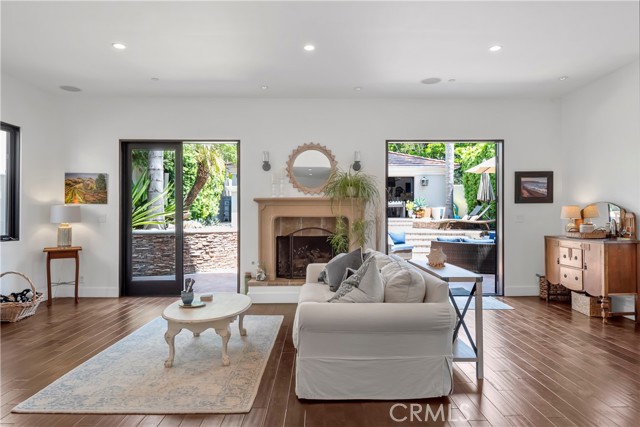 Family Room to Rear Yard