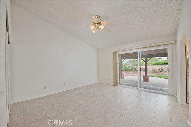 Detail Gallery Image 8 of 32 For 27820 Wakefield, Castaic,  CA 91384 - 3 Beds | 2 Baths