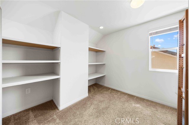 11 Asbury, Irvine CA: https://media.crmls.org/medias/0be97ac5-07f9-4f41-82ef-98997f1cb56b.jpg