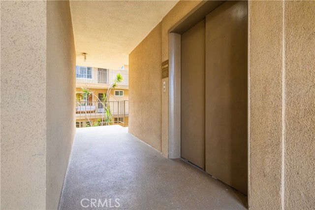 Detail Gallery Image 28 of 46 For 100 Hermosa Ave 2c,  Long Beach,  CA 90802 - 2 Beds | 2 Baths