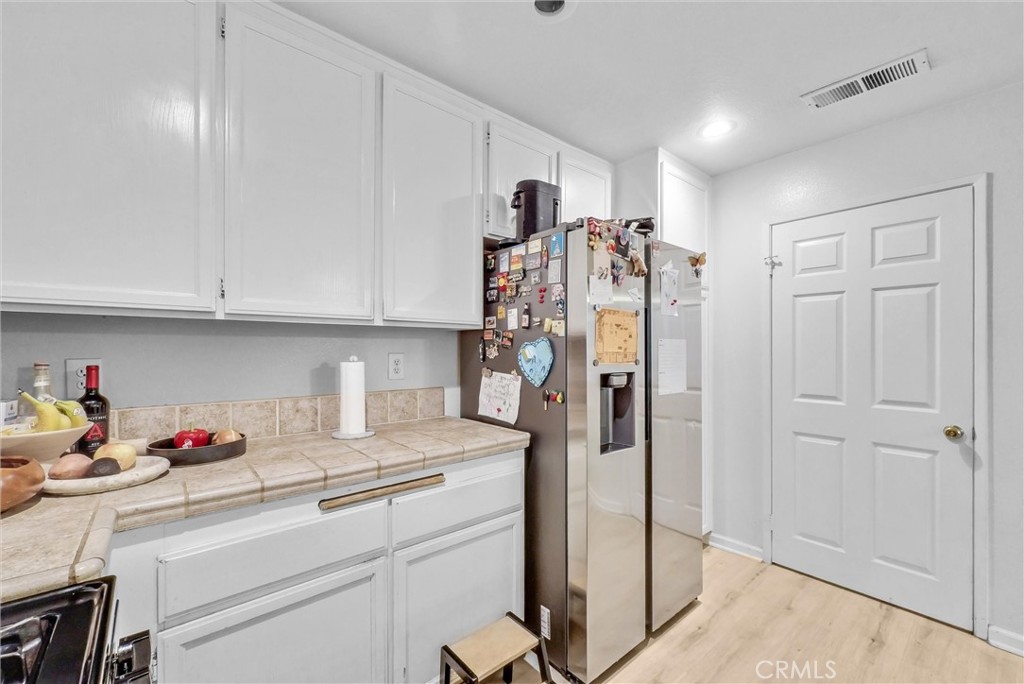 MLS #OC25254293 image #9