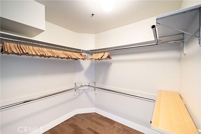 1310 E Ocean Boulevard, Long Beach CA: https://media.crmls.org/medias/0bed28bd-68bb-4a91-8323-363803eee879.jpg