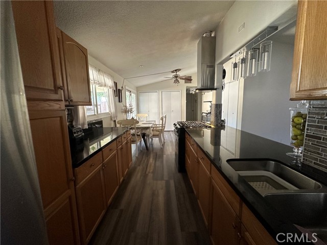 Detail Gallery Image 21 of 45 For 26920 14th St, Highland,  CA 92346 - 3 Beds | 1/1 Baths