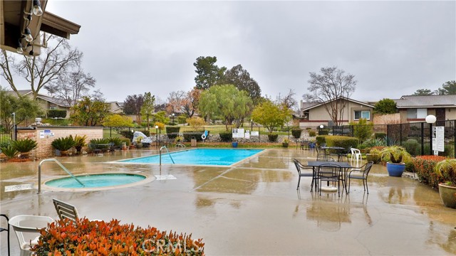 Community Pool & Spa & Park Like Surrounding Grounds