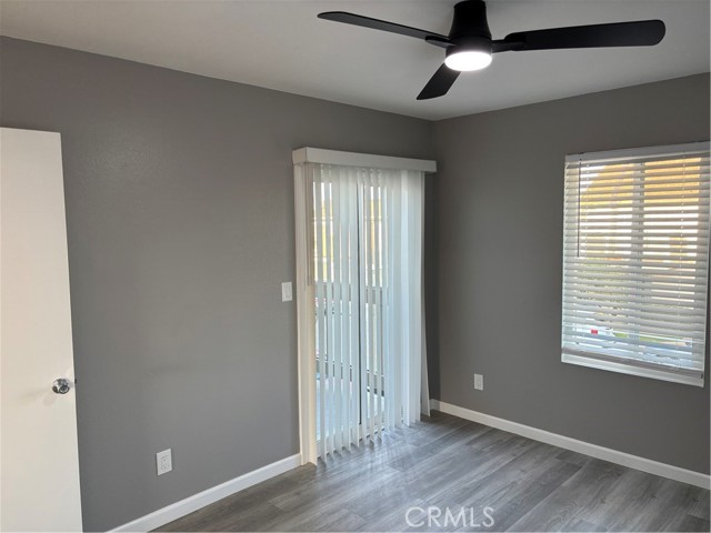 Detail Gallery Image 4 of 14 For 16971 Hoskins Ln #2,  Huntington Beach,  CA 92649 - 1 Beds | 1 Baths
