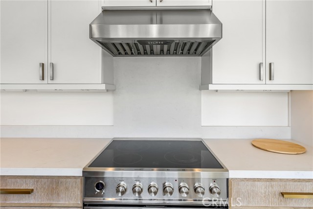 Detail Gallery Image 5 of 30 For 12 Lakeview, Irvine,  CA 92604 - 3 Beds | 2 Baths