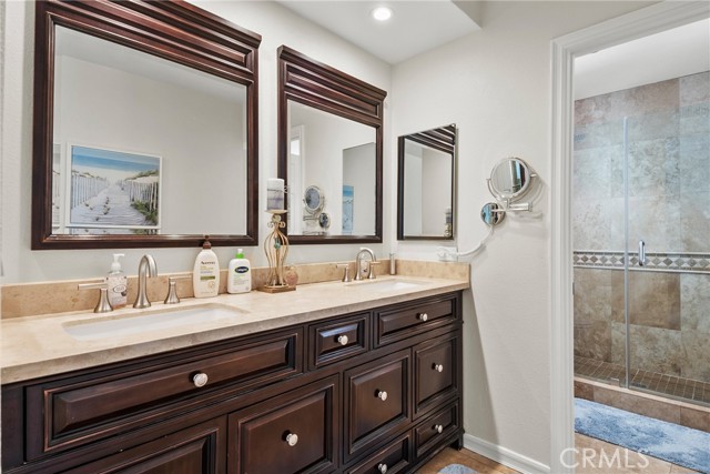 536 S Tumbleweed Road, Anaheim Hills CA: https://media.crmls.org/medias/0bf27d59-df87-4c7e-a7c6-eda0d18f18e0.jpg
