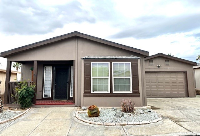 69525 Dillon Road, Desert Hot Springs CA: https://media.crmls.org/medias/0bf2916e-72a7-45cf-937c-bba6d15c8cb3.jpg