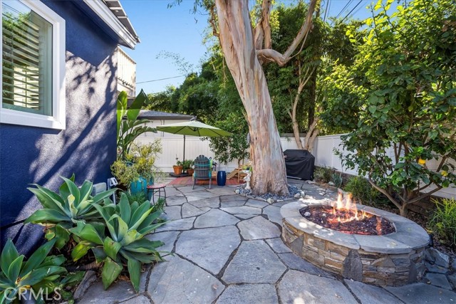 2607 Maple Avenue, Manhattan Beach, California 90266, 5 Bedrooms Bedrooms, ,3 BathroomsBathrooms,Residential,Sold,Maple,SB22213564