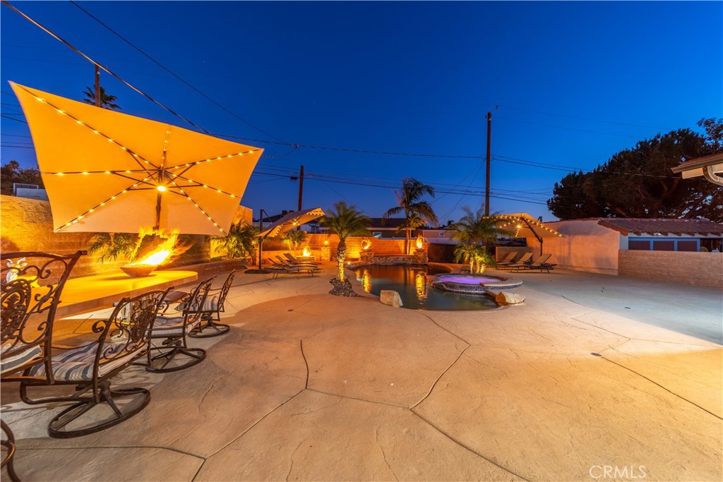902 E WALNUT AvenueBurbank img 49