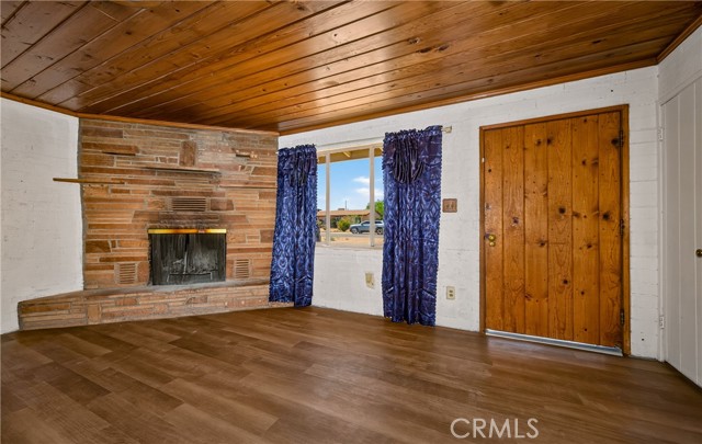 21798 Standing Rock Ave, Apple Valley, CA 92307 photo 5