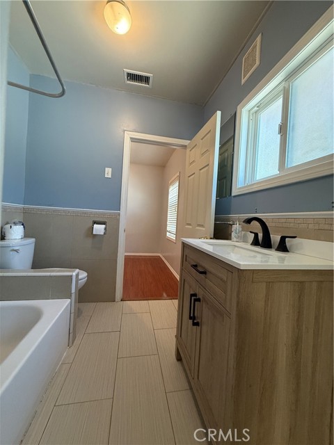 1113 N Avenue 50, Los Angeles CA: https://media.crmls.org/medias/0bf7fe27-b3ec-4bd4-8771-6501b53ebc1d.jpg