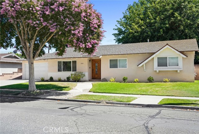 Detail Gallery Image 1 of 34 For 3534 Hearst Dr, Simi Valley,  CA 93063 - 3 Beds | 2 Baths