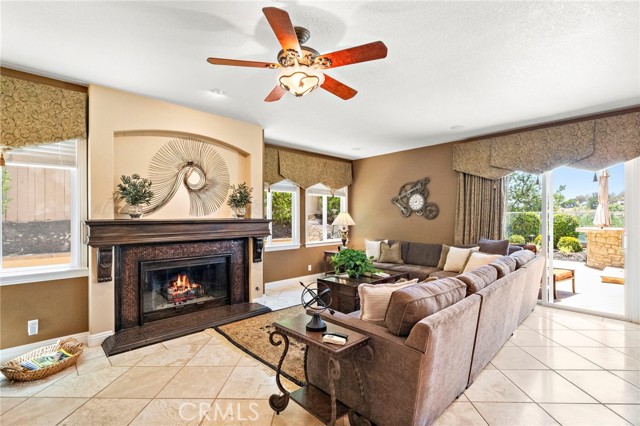Detail Gallery Image 16 of 58 For 39 La Purisima, Rancho Santa Margarita,  CA 92688 - 4 Beds | 3 Baths