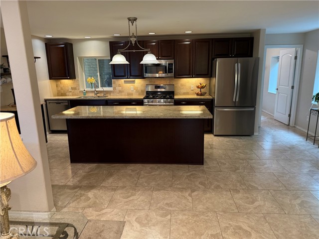 Detail Gallery Image 4 of 6 For 2565 Bay Vista Ln, Los Osos,  CA 93402 - 3 Beds | 2 Baths