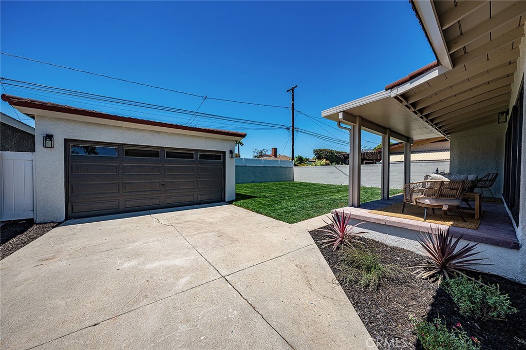MLS #OC26160637 image #27