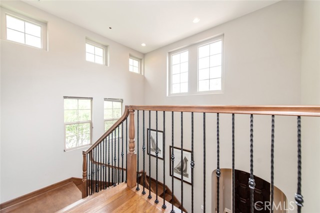 Detail Gallery Image 19 of 42 For 120 Tomato Springs, Irvine,  CA 92618 - 4 Beds | 3/1 Baths