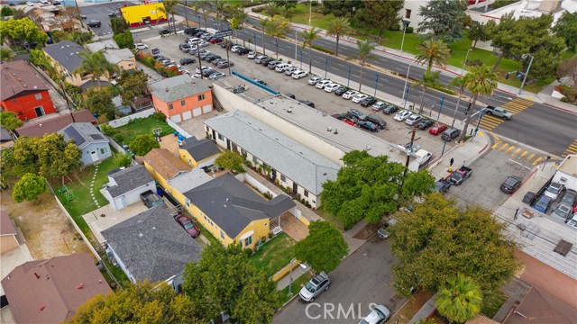 8915 Elizabeth Ave, South Gate CA: https://media.crmls.org/medias/0bfa3150-bac2-45b0-b47d-06054a55655a.jpg