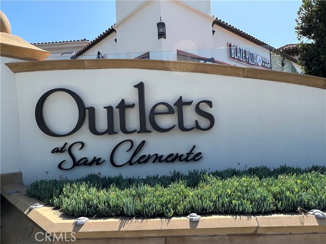 202 Via Galicia, San Clemente CA: https://media.crmls.org/medias/0bfa5818-5f4f-4c41-94a9-1602fd706876.jpg