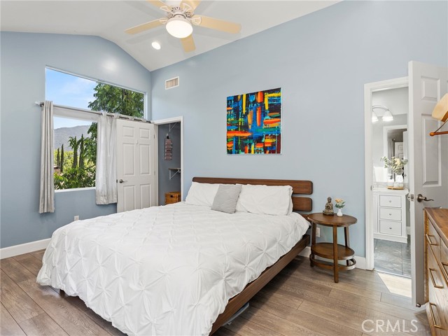 3828 2nd Avenue, La Crescenta CA: https://media.crmls.org/medias/0bfa5b16-d844-4187-adef-fdce360a271f.jpg