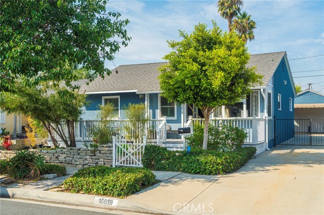 Detail Gallery Image 7 of 52 For 15619 Gerkin Avenue, Lawndale,  CA 90260 - 3 Beds | 2 Baths