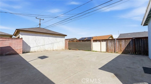 Detail Gallery Image 24 of 27 For 1701 W 136th, Compton,  CA 90222 - 3 Beds | 1 Baths