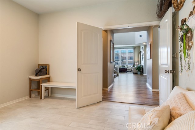 4765 Falconview Court, Fontana CA: https://media.crmls.org/medias/0bfbb920-b5ec-466b-b647-28dd4ab188a5.jpg