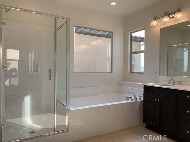 Detail Gallery Image 6 of 8 For 15730 Moonflower Ave, Chino,  CA 91708 - 4 Beds | 3 Baths