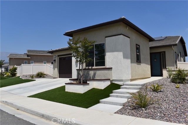 Detail Gallery Image 2 of 34 For 1542 Newland Dr, Beaumont,  CA 92223 - 2 Beds | 2 Baths