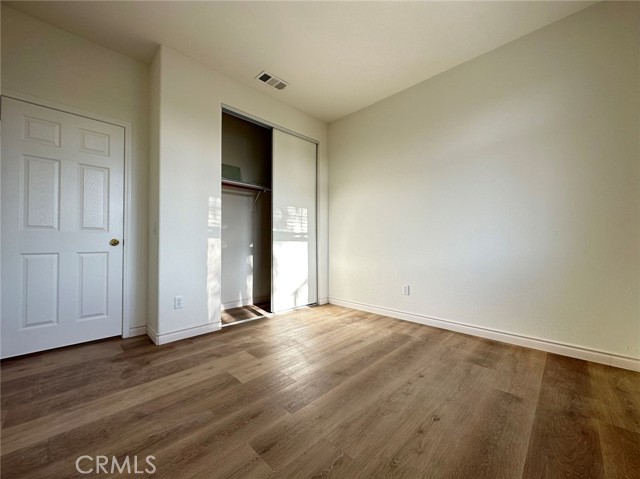 7144 Silverwood Drive, Eastvale CA: https://media.crmls.org/medias/0bfcced3-b3f6-4e8e-98a6-2d75e88d85c7.jpg