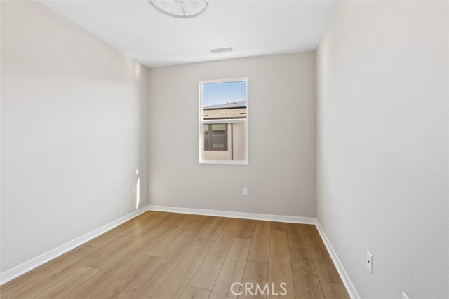 Detail Gallery Image 24 of 31 For 109 S Laxore St #303,  Anaheim,  CA 92804 - 4 Beds | 3/1 Baths