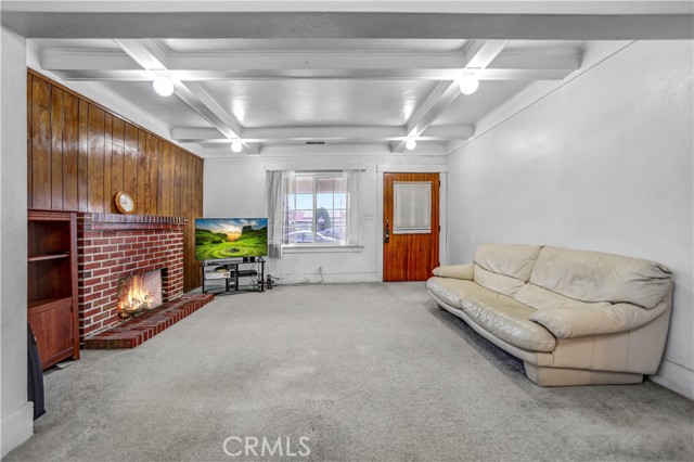 2857 W Avenue 33, Los Angeles CA: https://media.crmls.org/medias/0bfe0f0f-c0dd-41f8-afe1-886d2d64b734.jpg