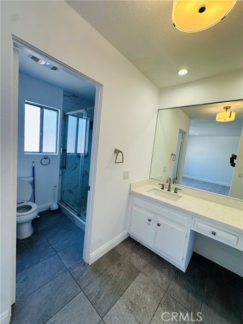 Detail Gallery Image 22 of 28 For 6238 1/2 Shoup Ave, Woodland Hills,  CA 91367 - 2 Beds | 2/1 Baths