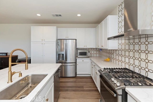 12640 Jaden Court, Grand Terrace CA: https://media.crmls.org/medias/0c0011fc-86d0-4f6a-9fad-c967db8ba3d5.jpg