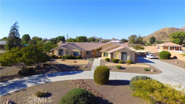 19640 Yanan Road, Apple Valley, California 92307, 4 Bedrooms Bedrooms, ,2 BathroomsBathrooms,Residential,For Sale,19640 Yanan Road,CRHD24211099