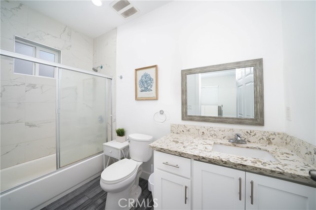 1805 S New England Street, Los Angeles CA: https://media.crmls.org/medias/0c011b47-df02-42c0-865f-422e6ea4ce73.jpg